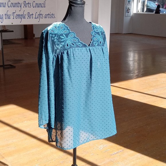 Blue sheer laser velour cut embellished top - Picture 12 of 13